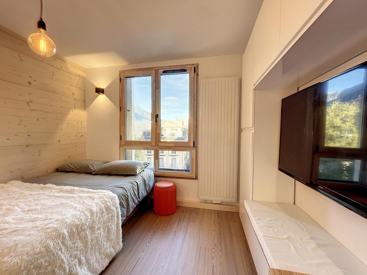 Superbe Studio Refait A Neuf Et Tout Equipe Avec Parking Chamonix Extérieur photo