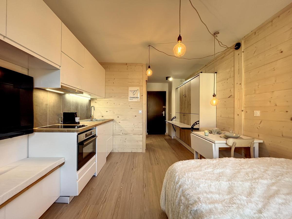 Superbe Studio Refait A Neuf Et Tout Equipe Avec Parking Chamonix Extérieur photo