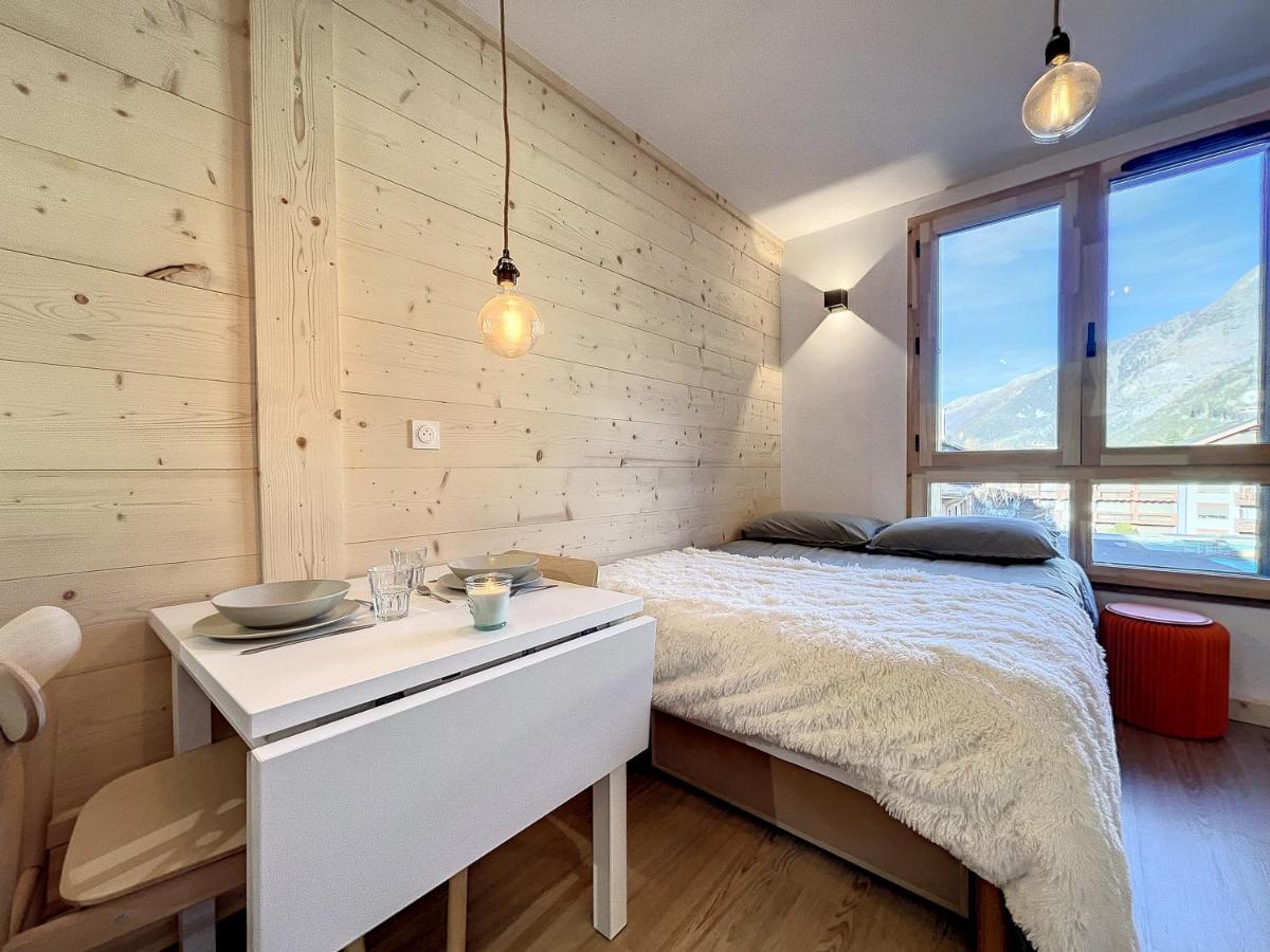 Superbe Studio Refait A Neuf Et Tout Equipe Avec Parking Chamonix Extérieur photo